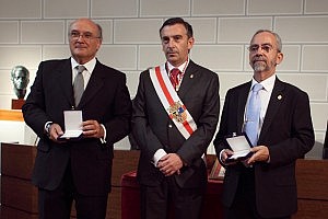 Carlos Carnicer y Trasplantes de Aragón, medallas de Santa Isabel de Portugal