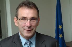 Nuevo proyecto para que el primer derecho al nacer sea el de ser registrado