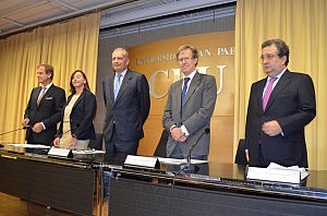 Hernández-Gil afirma que la formación es “un prerrequisito para el ejercicio responsable de la Abogacía”