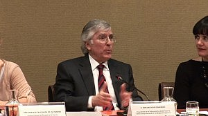 Mesa: Los Protocolos de actuación en materia de extranjería