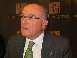 Carnicer pide al PSOE que recurra ante el Constitucional la ley de tasas judiciales