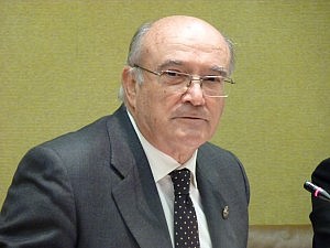 Carnicer considera que la Ley de Tasas es una 