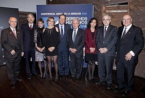 Foto grupo premiados DDHH 2012