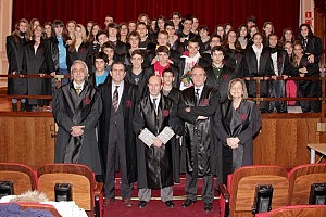 El ICAB orienta a estudiantes de ESO para prevenir los peligros de las redes sociales