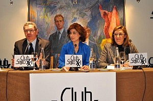 La decana del Colegio de Abogados de Madrid interviene en el Club Siglo XXI