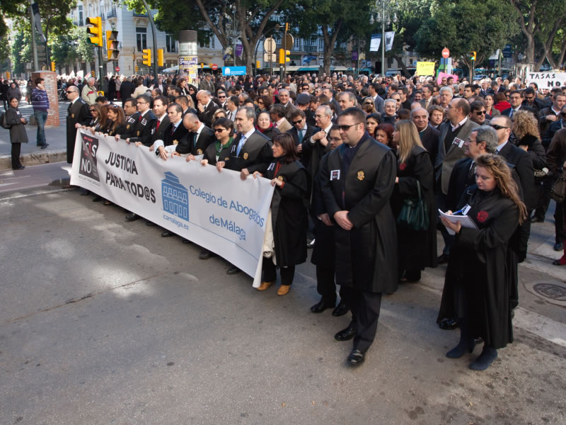 manifestacion en contra de las tasas en Málaga