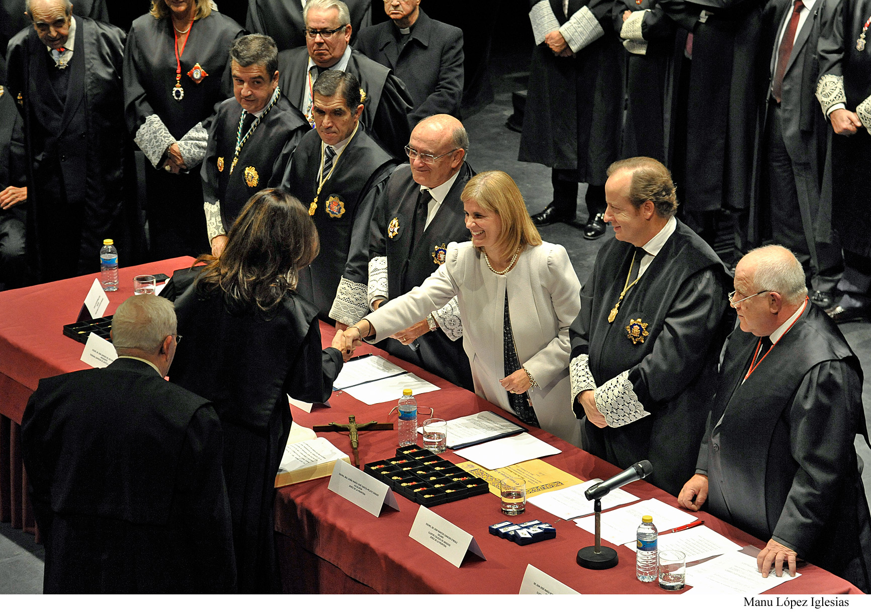 Alcaldesa asiste acto 250 aniver Colegio de Abogados de Jerez _ 02