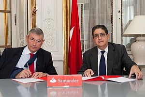 Convenio de colaboración del Colegio de Abogados de Sevilla con la sección Justicia del Banco Santander.