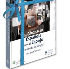 Abogacía Española y LA LEY regalan a los abogados un libro con el  retrato sociológico de la profesión