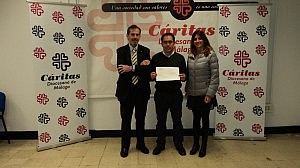 ICA Málaga entrega a Cáritas la recaudación de la representación de 
