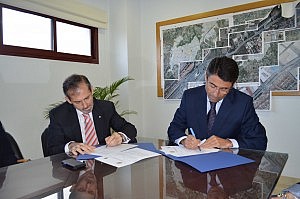 230414 Firma convenio colg abogados 1