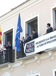 La Abogacía muestra su rechazo al proyecto de Ley de Justicia Gratuita en las celebraciones del 12 de julio