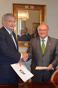 Firma Convenio Abogacia CEU1