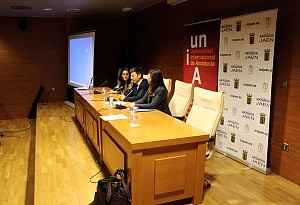 Arranca la III edición del curso de Mediación en Familia organizado por la UNIA y el Colegio de Jaén