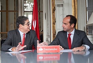 El Colegio de Sevilla firma un convenio de colaboración con la sección de Justicia del Banco Santander