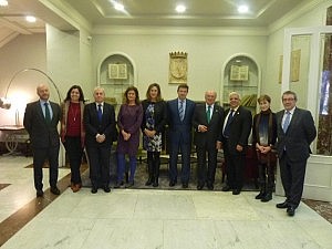 CARNICER Y CATALA FOTO FAMILIA REUNION