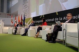 Abogacía Low - cost más por menos. ¿Solución, problema o realidad?