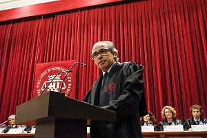 PresaPossessioRafaEspino-14072015 3