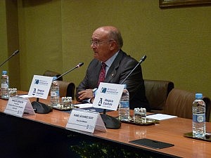 Jornada Internacionalización: Carnicer pide apoyo a los abogados que defienden derechos por todo el mundo