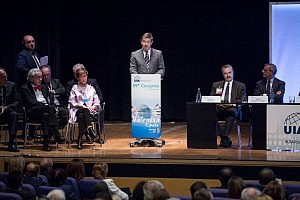El ministro de Justicia reconoce, durante el Congreso de la UIA, el trabajo y la labor de liderazgo de Carnicer