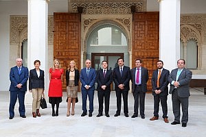 Colegios de Castilla La Mancha y Junta de Comunidades crean 6 Oficinas de Intermediación Hipotecaria