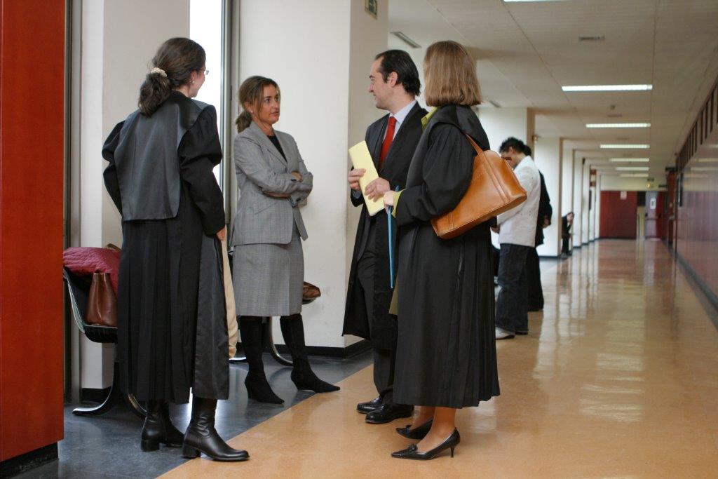 Cuando la pereza de jueces y abogados irrumpe en los juicios