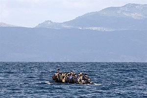 ACNUR calcula que un millón de refugiados podrían llegar a Europa en 2015