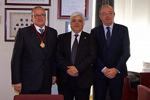 El decano de Vic, Joan Riera, toma posesión como nuevo conseller del Consell de l’Advocacia Catalana