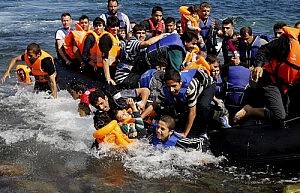 Refugiados llegando a costa