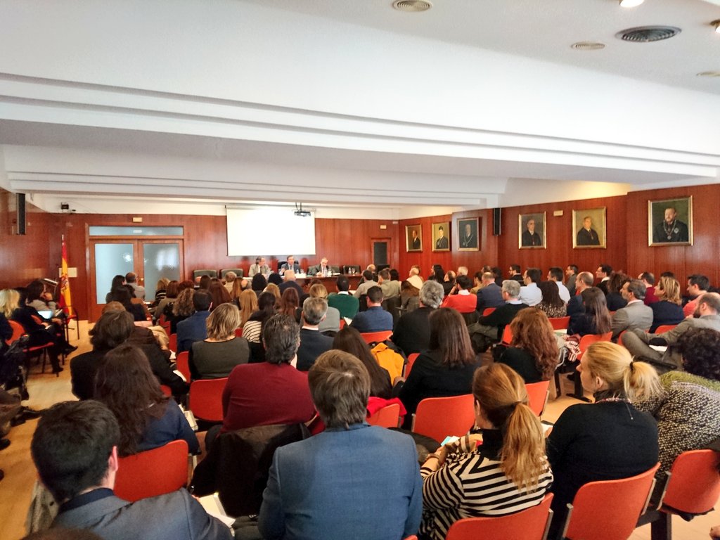 Publico jornadas clausulas abusivas