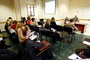 Los mediadores granadinos se forman sobre el nuevo baremo para actuar ante controversias derivadas de accidentes de circulación