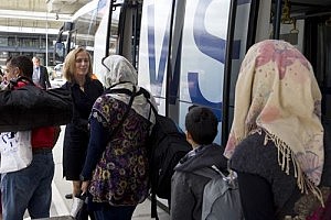 Llegan a Madrid 45 refugiados procedentes de Grecia