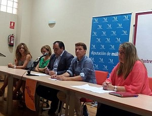 Torrox acoge unas jornadas sobre la Oficina de Intermediación Hipotecaria en la Axarquía
