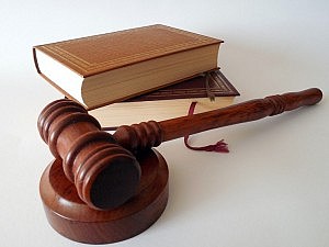 Oportunidades internacionales para jóvenes abogados