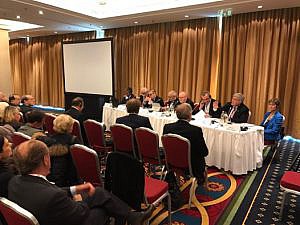 Victoria Ortega defiende el derecho de defensa y el secreto profesional en el Congreso de la UIA