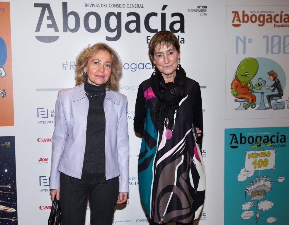 Consuelo Madrigal y Victoria Ortega