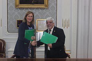 Convenio entre UICM y la Asociación Intercolegial de Colegios Profesionales de Catalunya