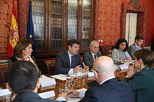 Catalá coincide con la Abogacía en la necesidad de agilizar el abono del Servicio de Asistencia Jurídica Gratuita