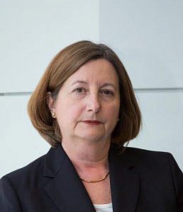 Silvia Fernández de Gurmendi, presidenta de la Corte Penal Internacional:  “Hay que conseguir que la Justicia Penal Internacional tenga un carácter universal”