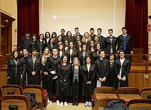 El Colegio de Barcelona asesora a estudiantes de ESO sobre cómo actuar en caso de ser víctimas de ciberbullying