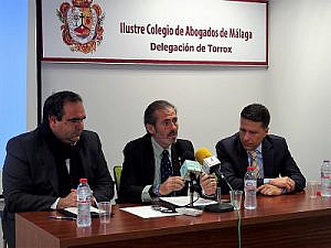 El Colegio de Málaga y la Diputación inician en Torrox un ciclo de jornadas sobre cláusulas suelo