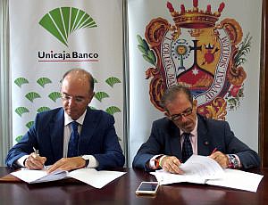 Unicaja Banco renueva su compromiso con los más de 6.000 abogados colegiados de Málaga, a los que ofrece condiciones financieras favorables