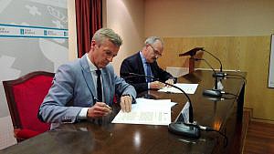 Firma entre el Consello da Avogacía Galega y la Xunta de Galicia del acuerdo económico sobre la asistencia jurídica gratuita