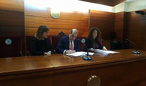 El Colegio de Abogados de A Coruña y Banco Santander firman un convenio de colaboración