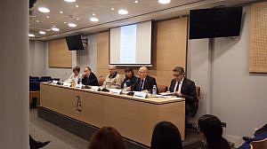 Presentado el libro “Derecho Internacional Penal, Justicia Transicional y Delitos Transacionales”