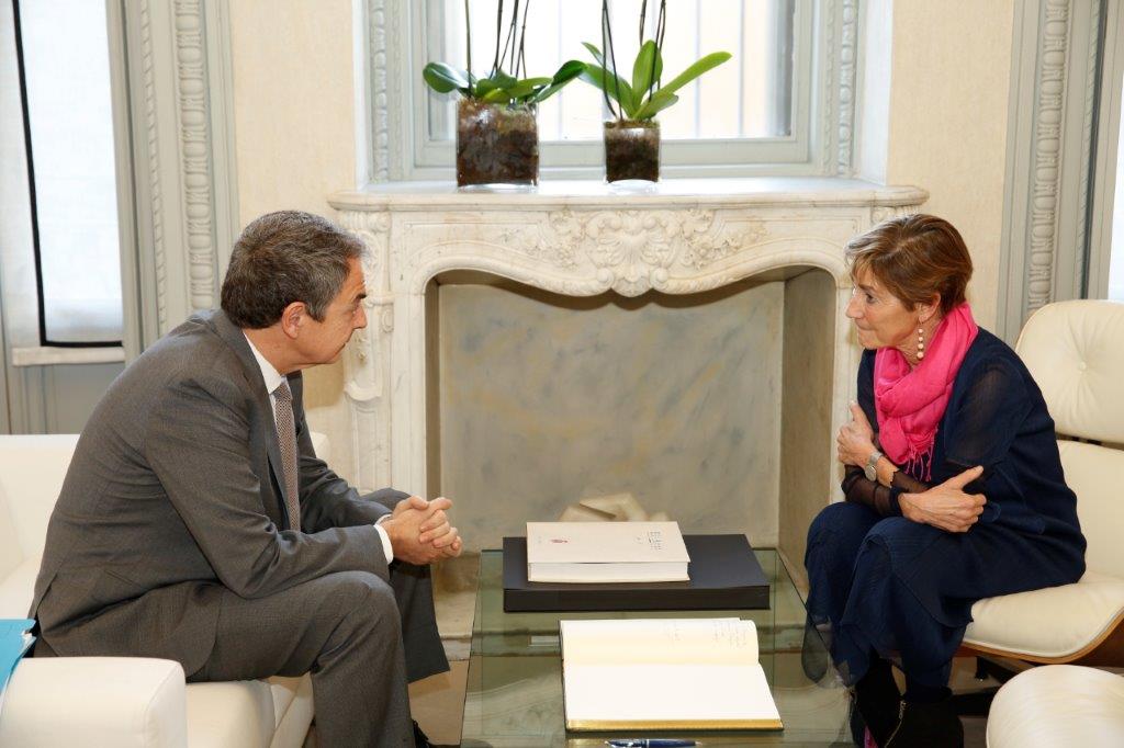 ZAPATERO Y PRESIDENTA