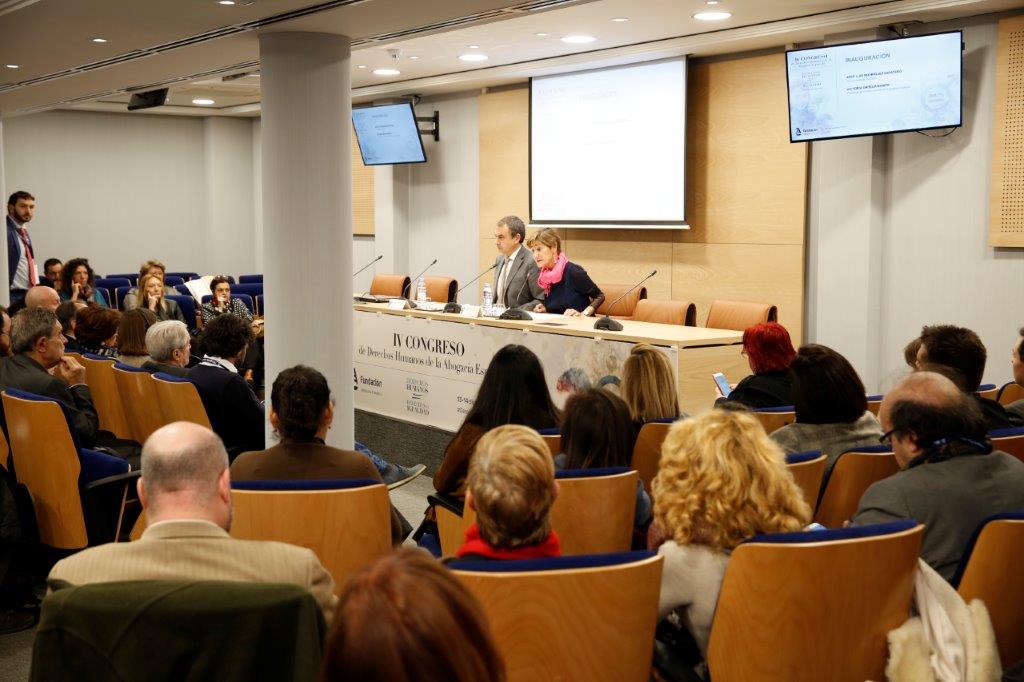 ZAPATERO Y PRESIDENTA4