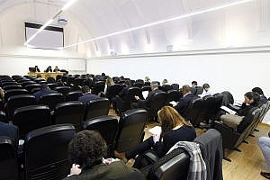 Una treintena de colegiados se examina en Granada para acceder al servicio de JG