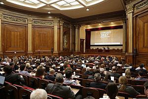 El Congreso de Derecho Inmobiliario trata las principales problemáticas actuales de la vivienda: regulación de pisos turísticos, okupación y precio del alquiler