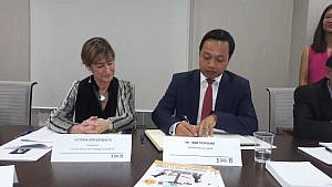 El viceministro de Justicia de Vietnam encabeza la delegación que visita el Consejo General de la Abogacía